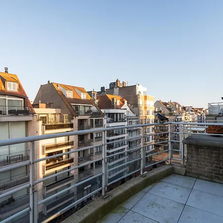 Stijlvol & Lichtrijk Penthouse App Met Parking Apartment Knokke-Heist Exterior photo