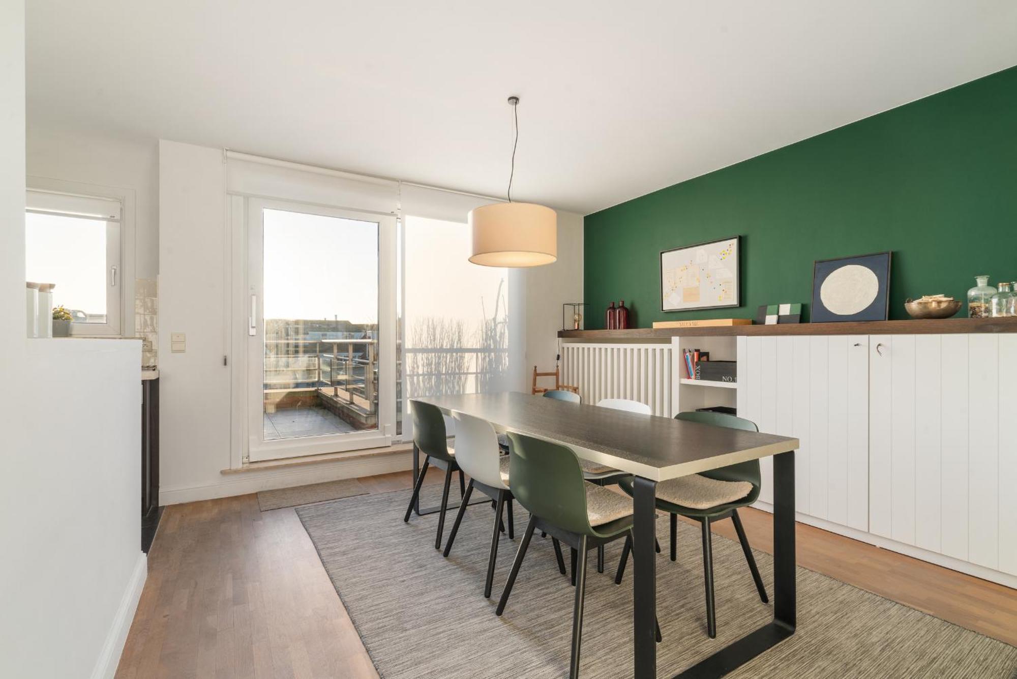 Apartment Stijlvol & Lichtrijk Penthouse App Met Parking *
